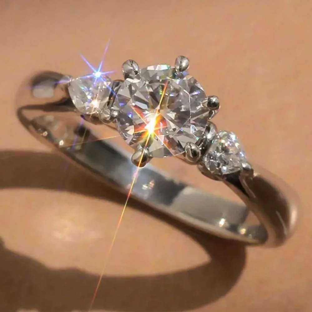 🆕️Zircon Engagement Ring 💍💎 - Picture 8 of 9
